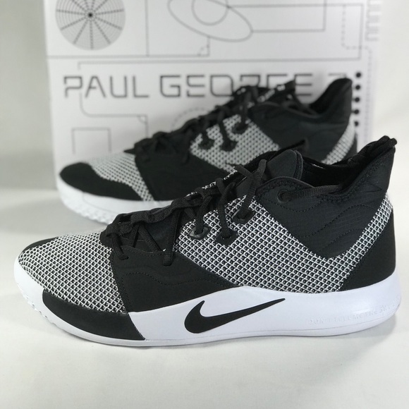nike pg 3 monochrome